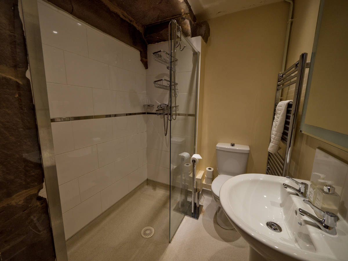 Flanesford Priory, self catering accommodation in converted priory in the Forest of Dean, near Ross on Wye, Flanesford Priory