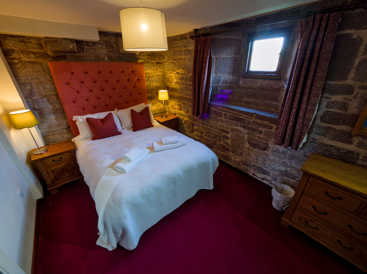 Flanesford Priory, self catering accommodation in converted priory in the Forest of Dean, near Ross on Wye, Flanesford Priory